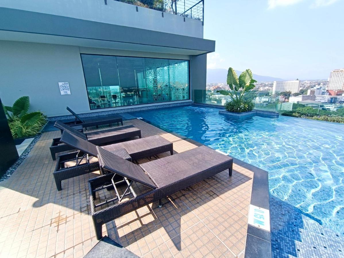 The Astra Condo City Center Chiang Mai Exterior foto